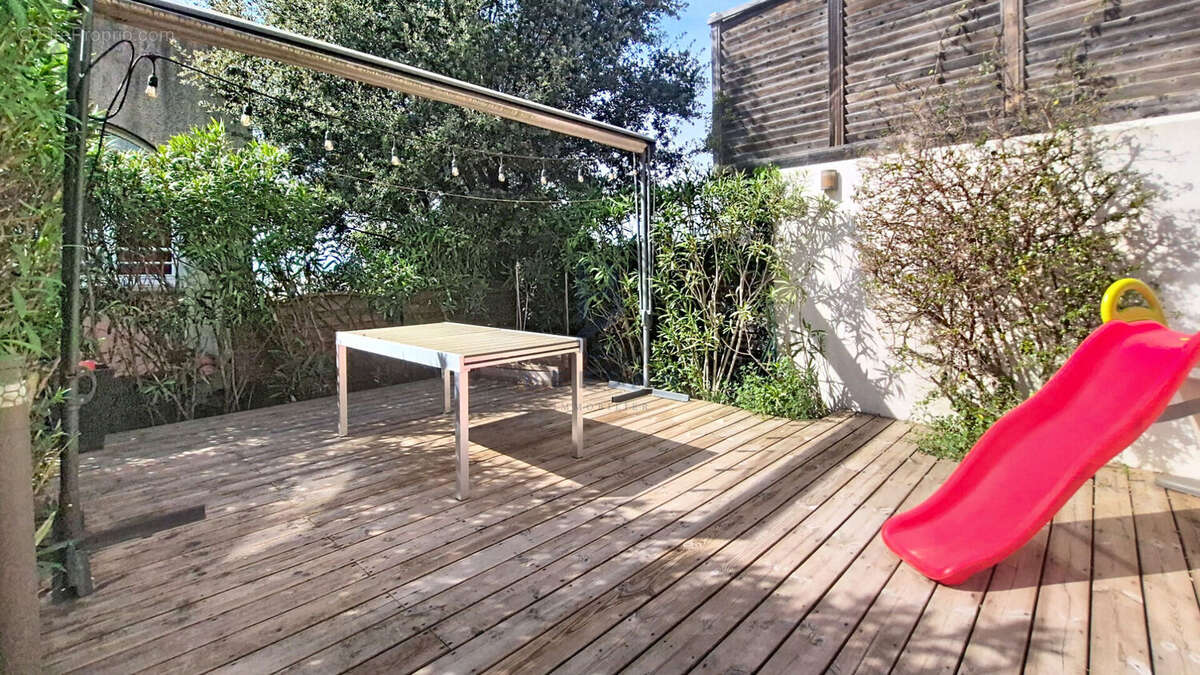 Villa proche du centre saint raphael - vue degagee - photo 4