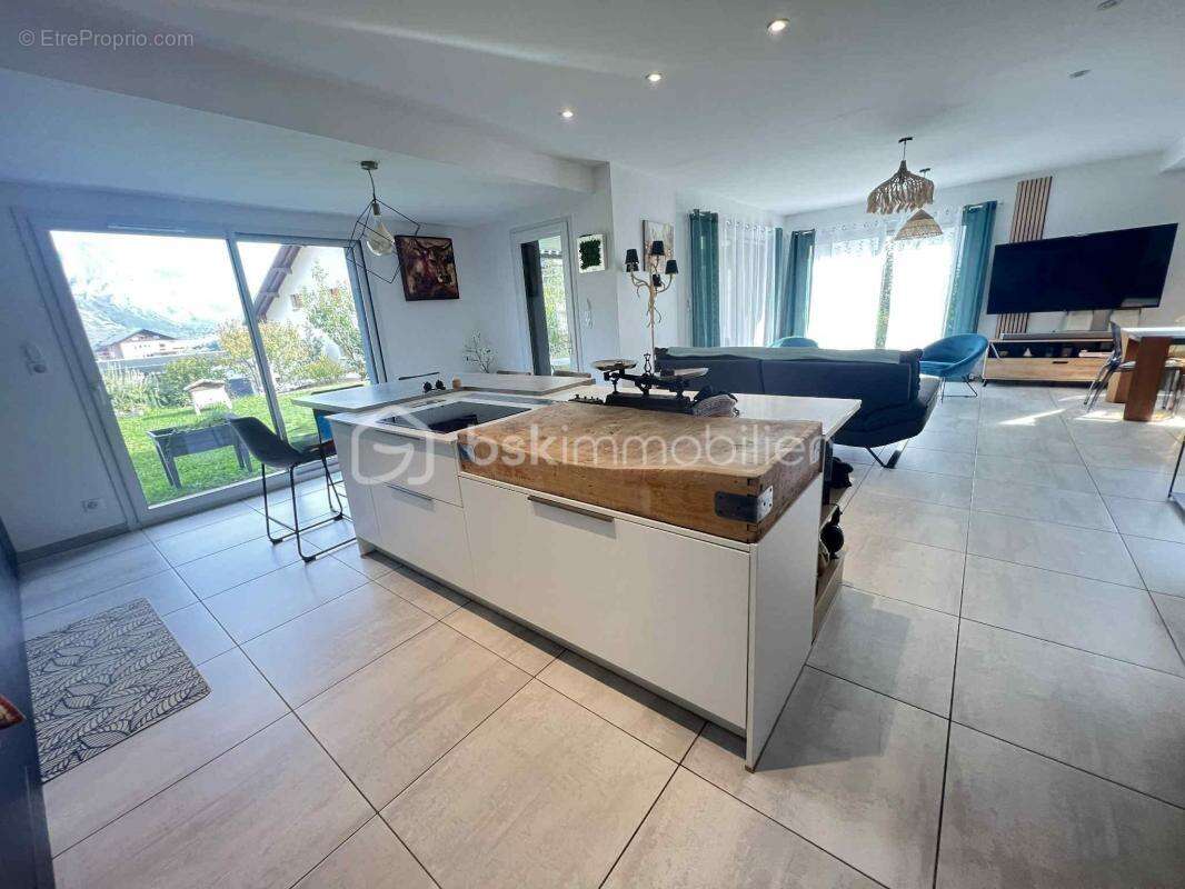 Maison à SAINT-JEAN-DE-MAURIENNE