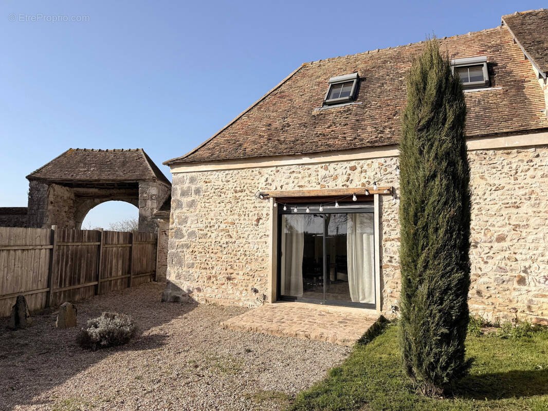 Maison à ANET