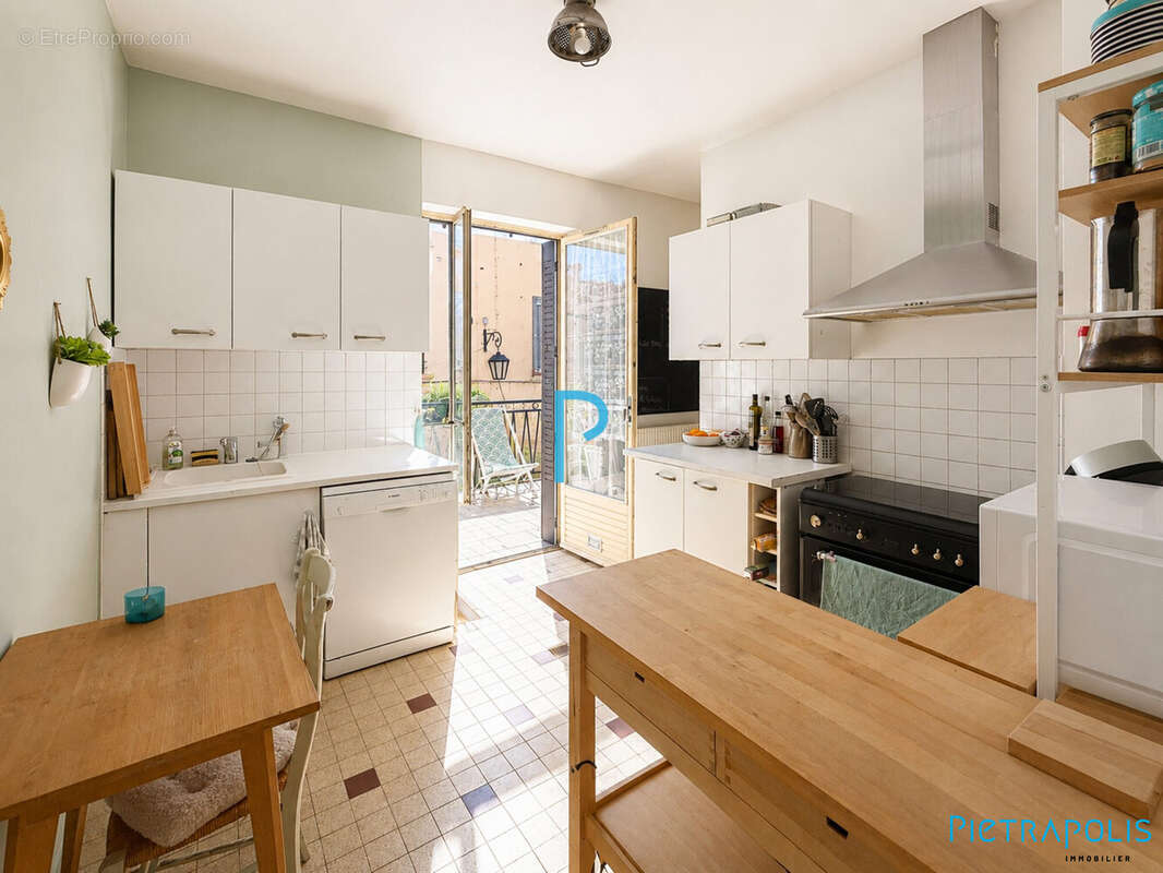Maison 137 m² à Tarare  - photo 6