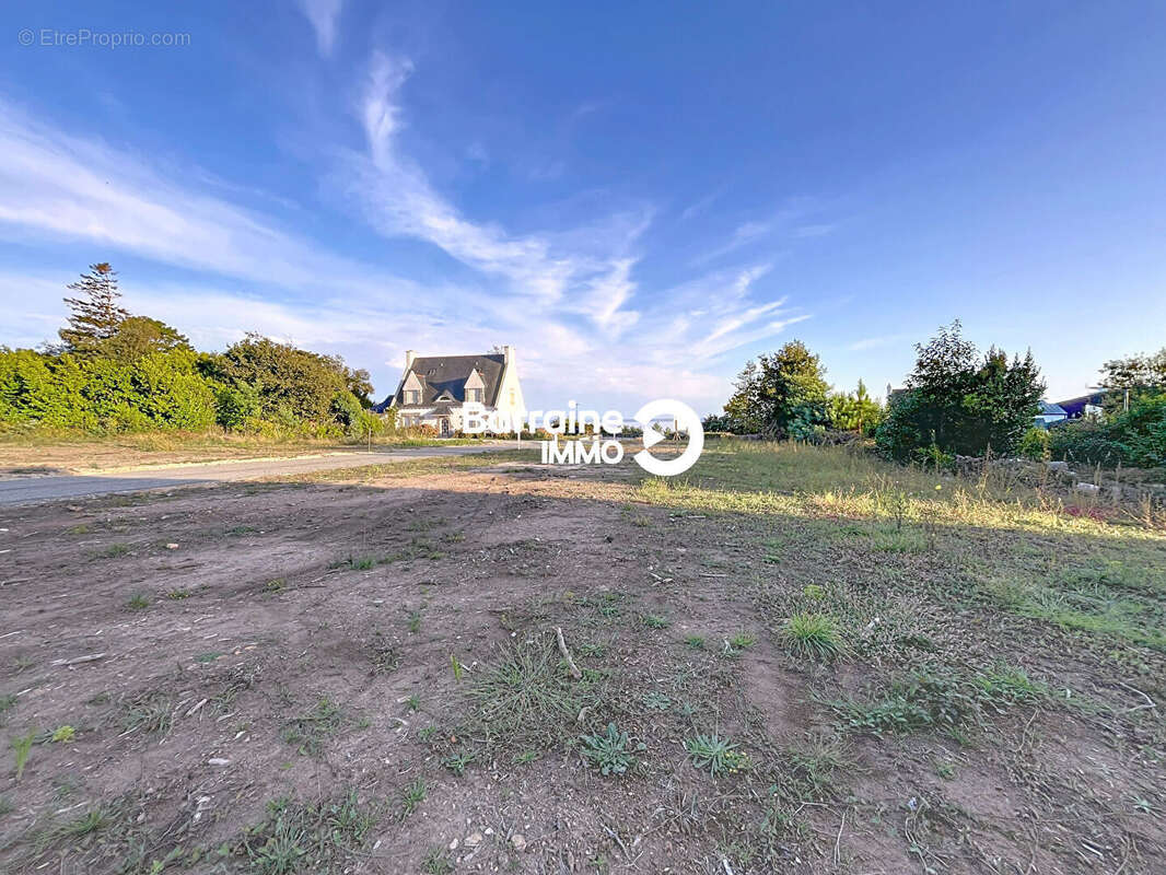 Terrain à CROZON