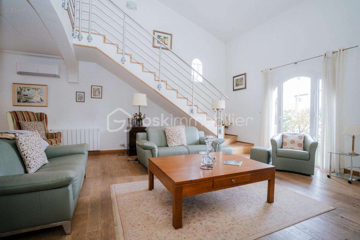 Maison à VILLENEUVE-DE-LA-RAHO