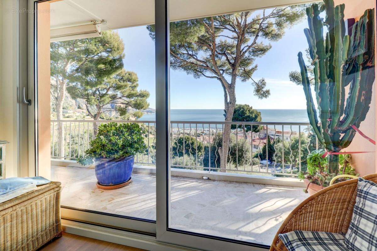Appartement à VILLEFRANCHE-SUR-MER