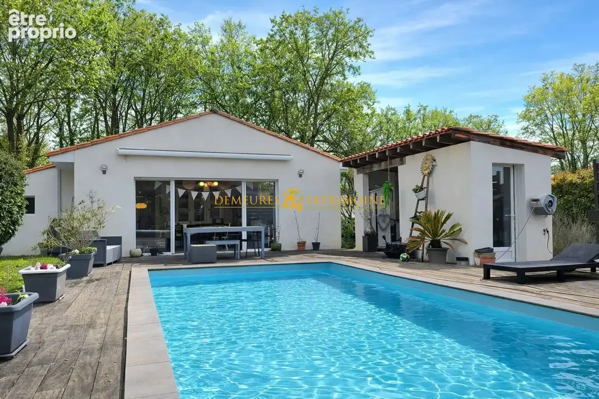 Maison à SAINT-YRIEIX-SUR-CHARENTE