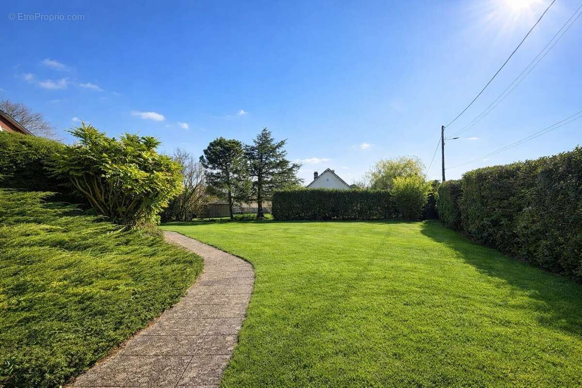 Maison à FONTENAY-TRESIGNY