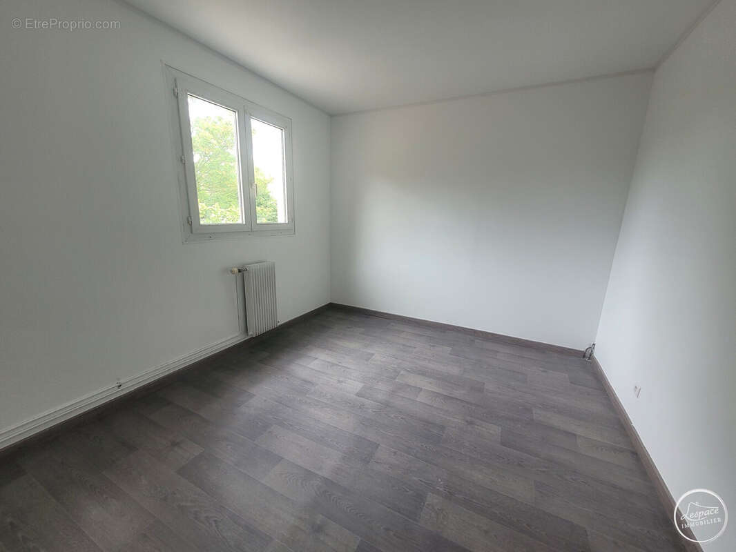 Maison 87 m² à Calais  - photo 8