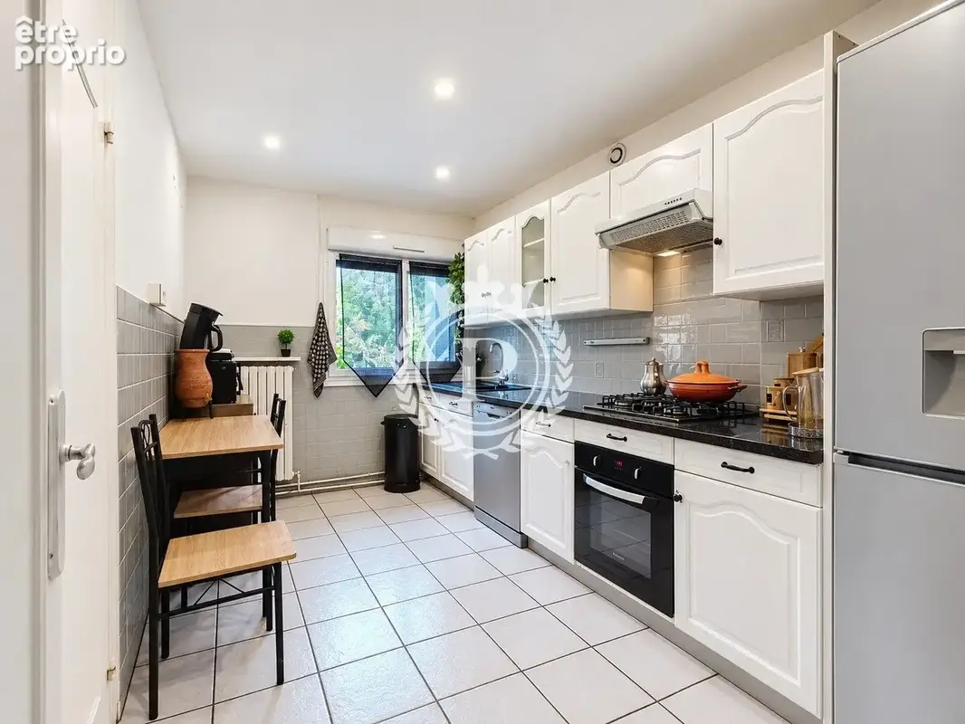 Maison 8 pièces 165 m² à vendre à Villepinte (93420) - photo 2