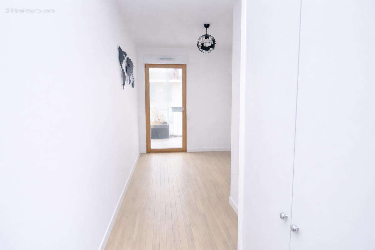 Appartement à NANTERRE
