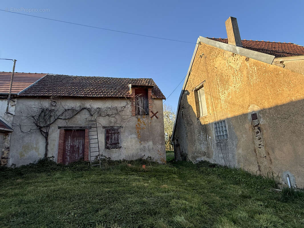 Maison à MENETOU-RATEL