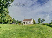 Maison à SAINT-MAURICE-EN-COTENTIN