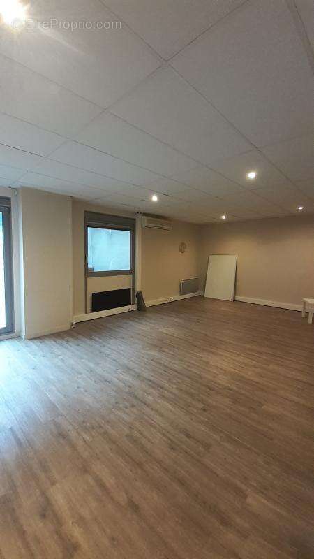 Commerce à CALUIRE-ET-CUIRE