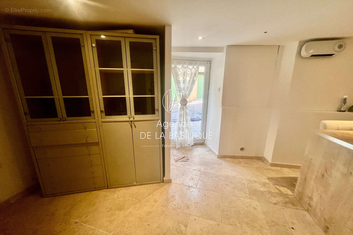 Maison à SAINT-MAXIMIN-LA-SAINTE-BAUME