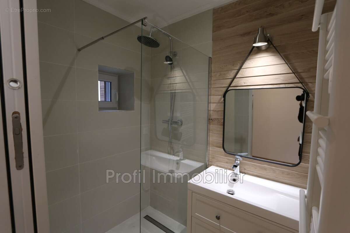 Maison 71 m² à Marsillargues  - photo 4
