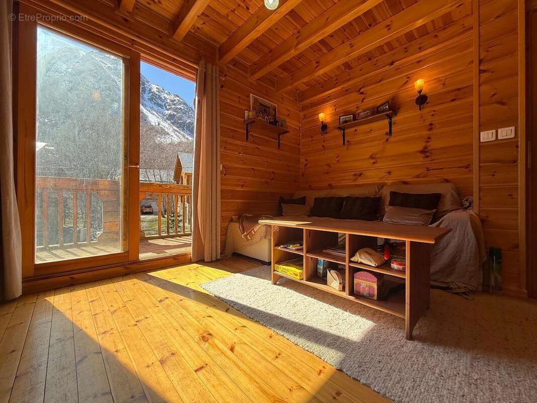   - Maison à L'HOSPITALET-PRES-L'ANDORRE