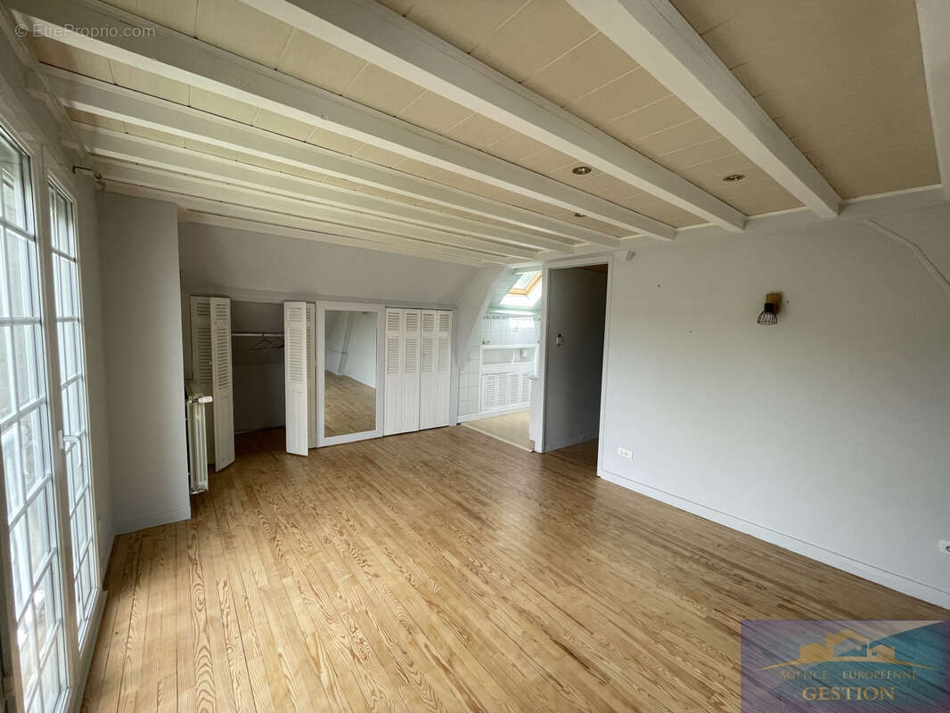 Maison à ADE