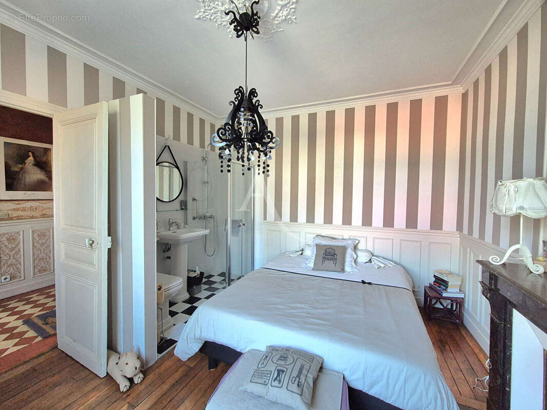 Maison à NEUILLY-PLAISANCE