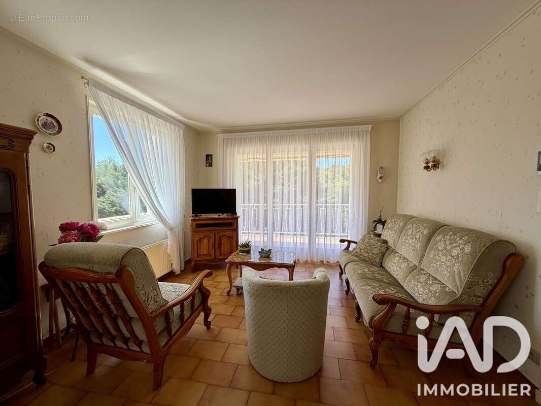 Maison 130 m² à Mellecey  - photo 6