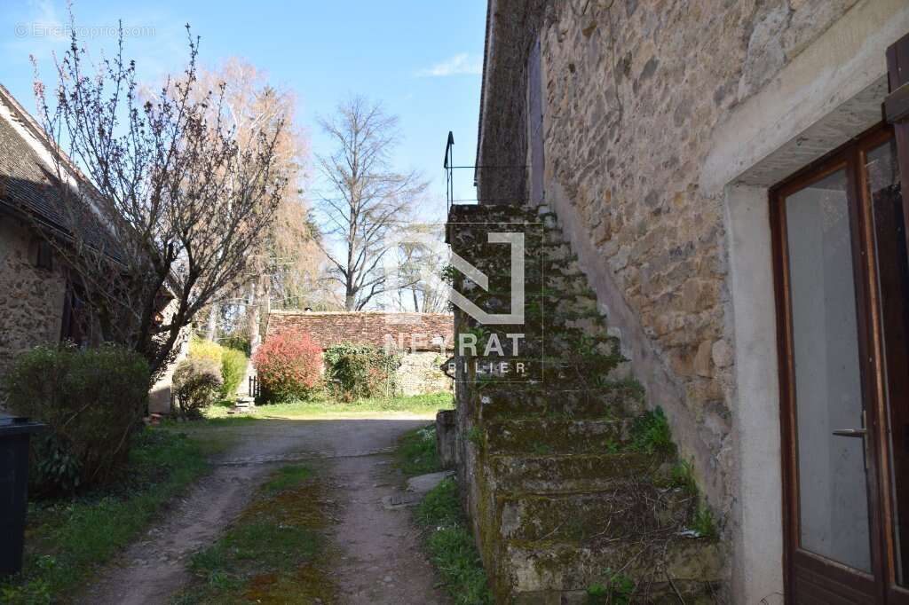 Maison à ARNAY-LE-DUC