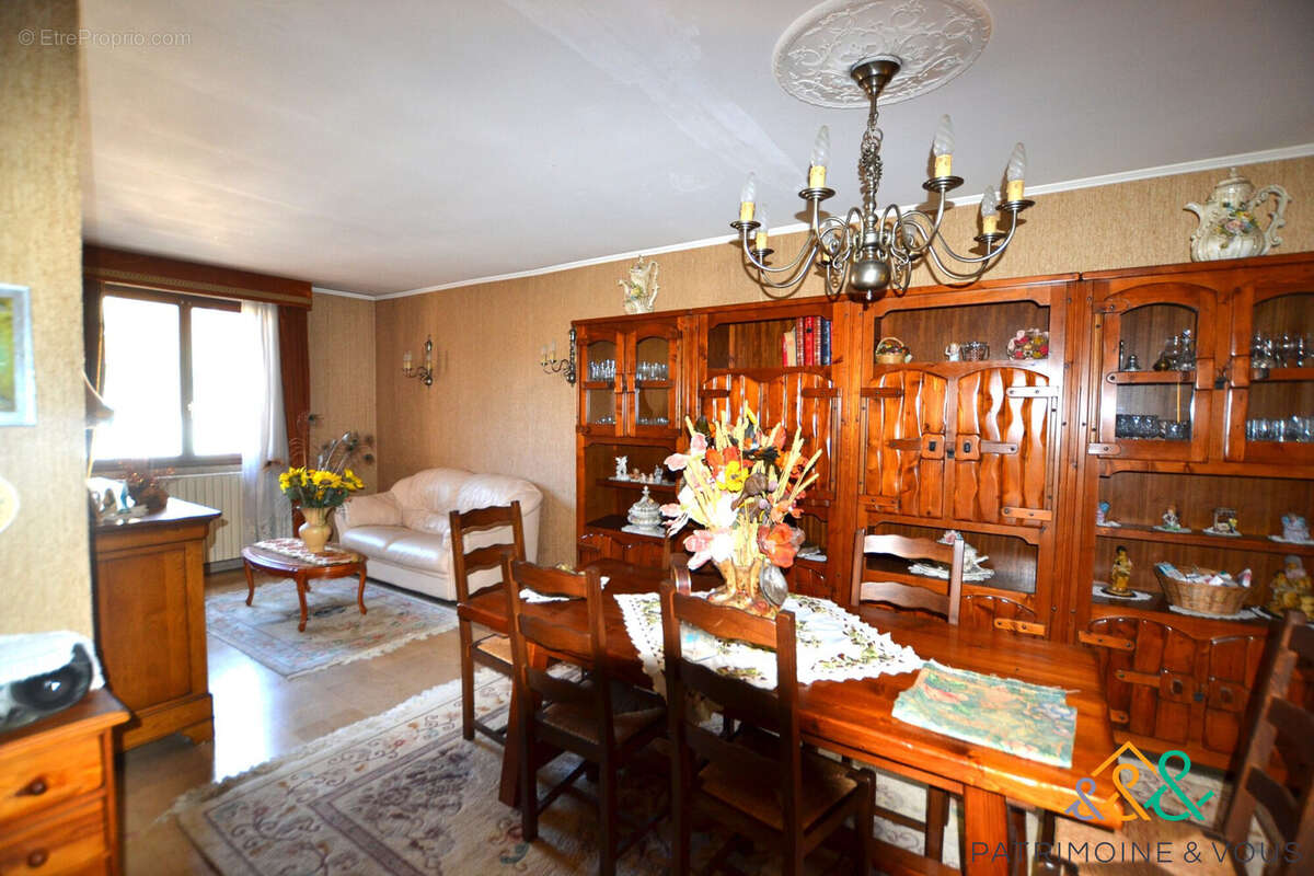 Maison à LE PERREUX-SUR-MARNE