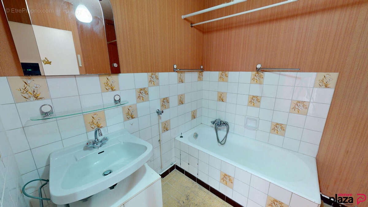 Appartement à AMBILLY
