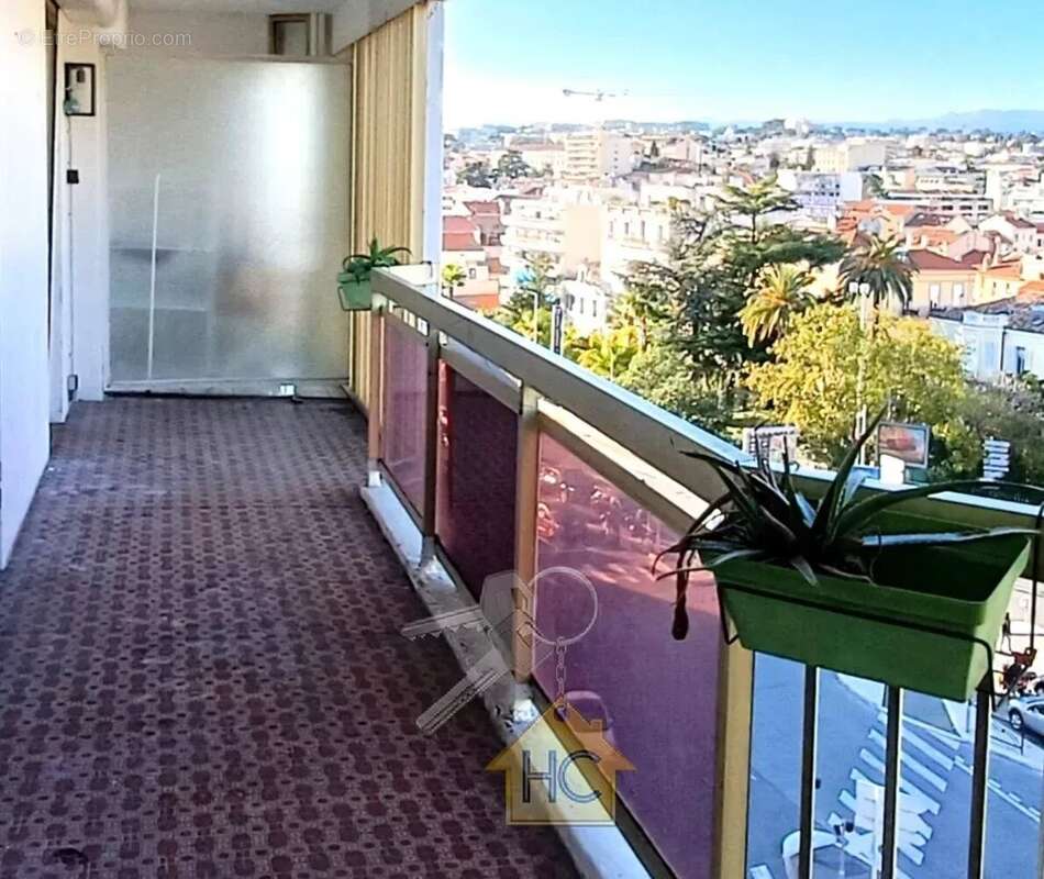 Appartement à CANNES