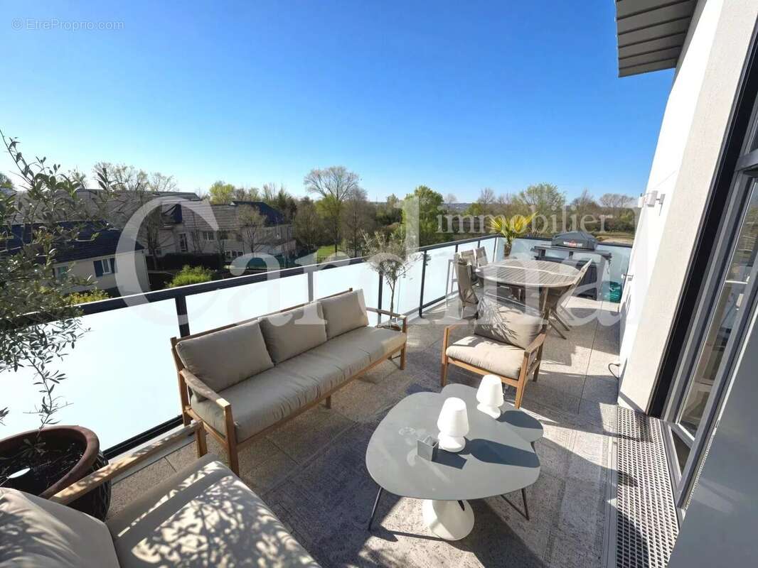 Appartement à NOISY-LE-ROI