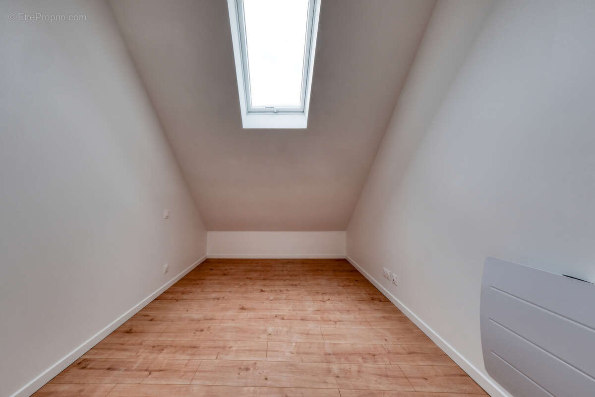 Appartement à LIMOURS