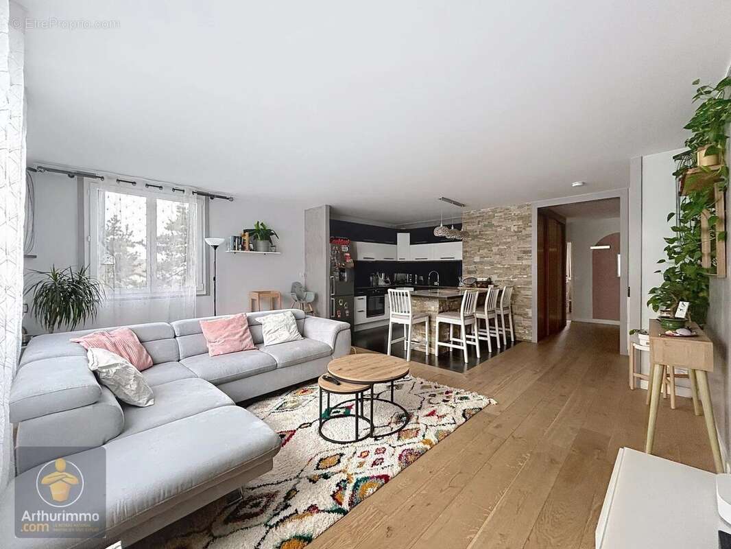 Appartement à BOISSY-SAINT-LEGER