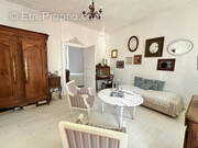 Maison à SAINT-JEAN-D'ANGELY