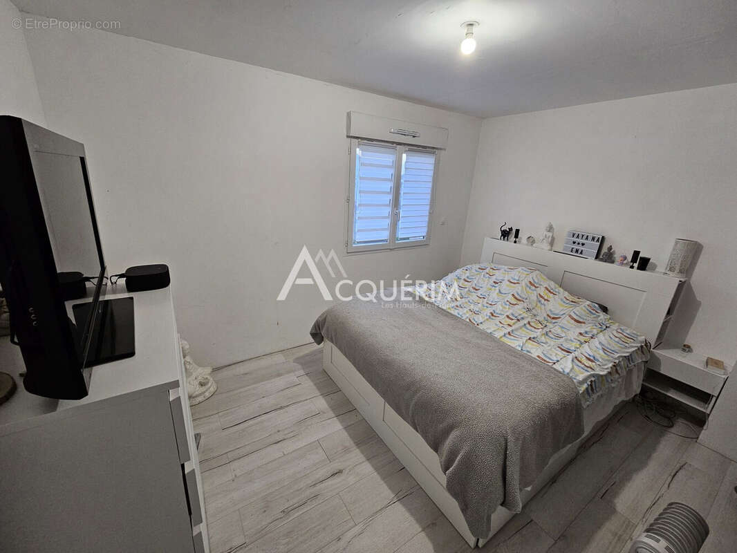 Maison à OSTRICOURT