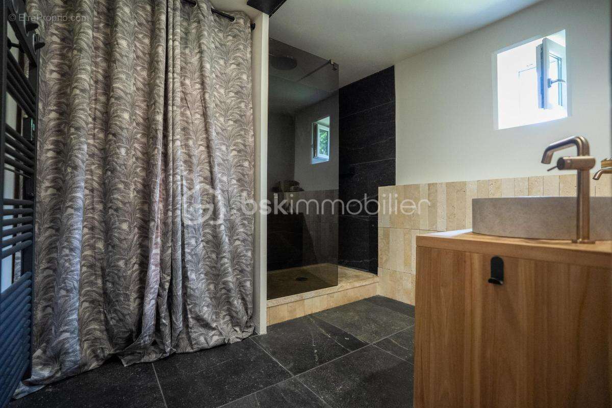 Superbe maison en pierre sans travaux sur terrain de 1750m² - photo 16