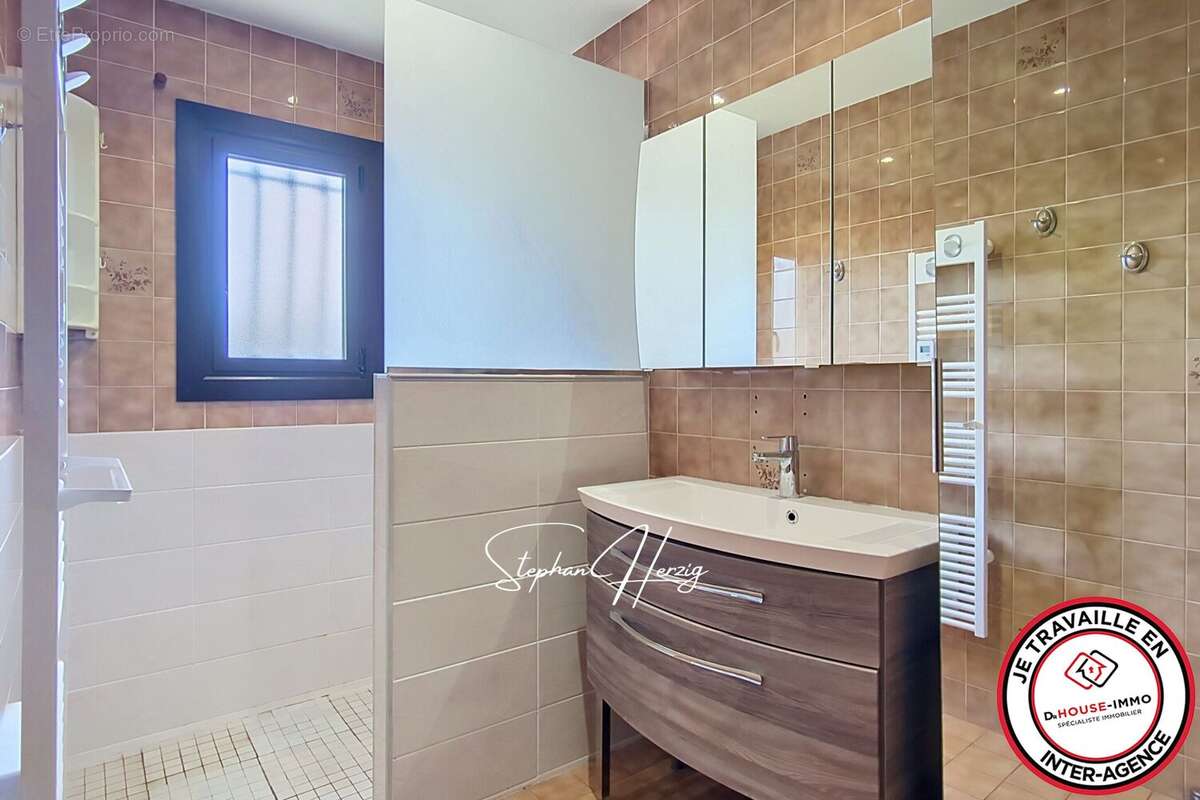 Maison 87 m² à Merignac  - photo 34