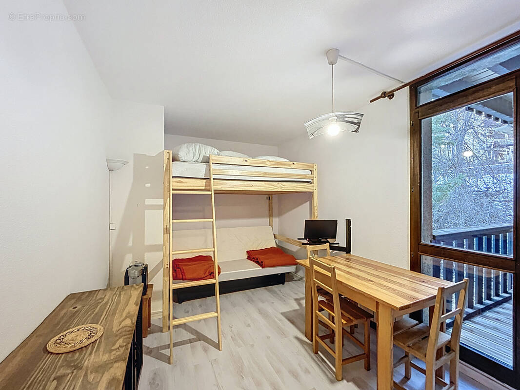 Appartement à SAINT-PONS