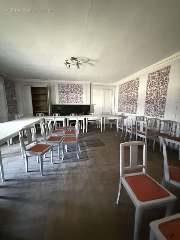 Local commercial - Appartement à HENNEBONT