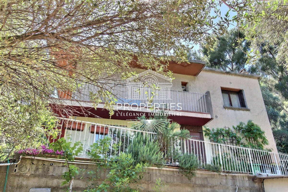 Toulon - haut de villa - viager occupe - une tete - 75 ans - photo 2