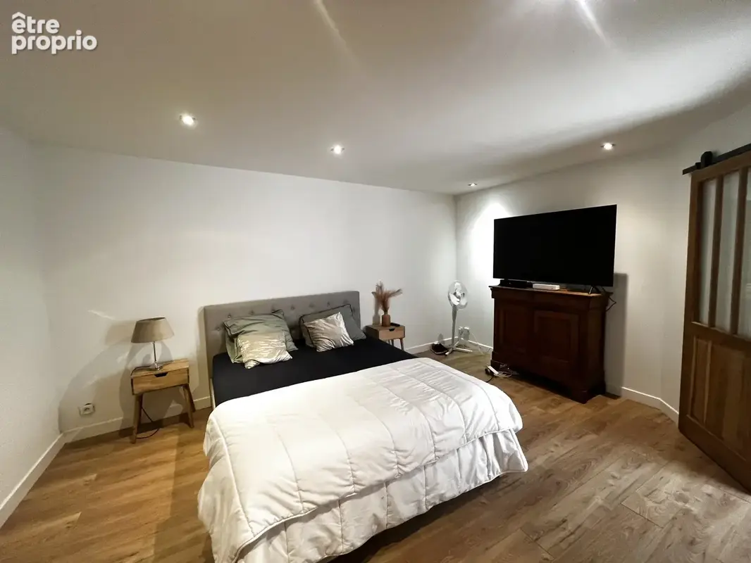 Maison de 151m2 semi plain-pied à proximité de la frontière en secteur calme - photo 8