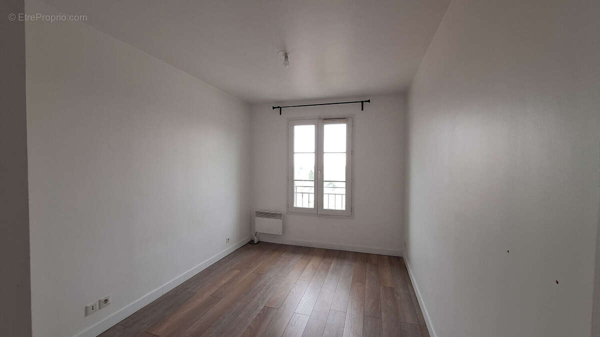 Appartement à LE PLESSIS-ROBINSON