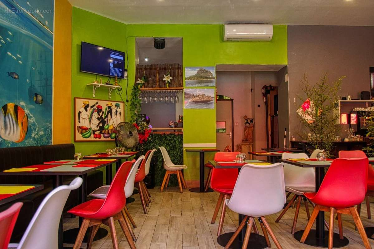 Commerce à BEAUSOLEIL