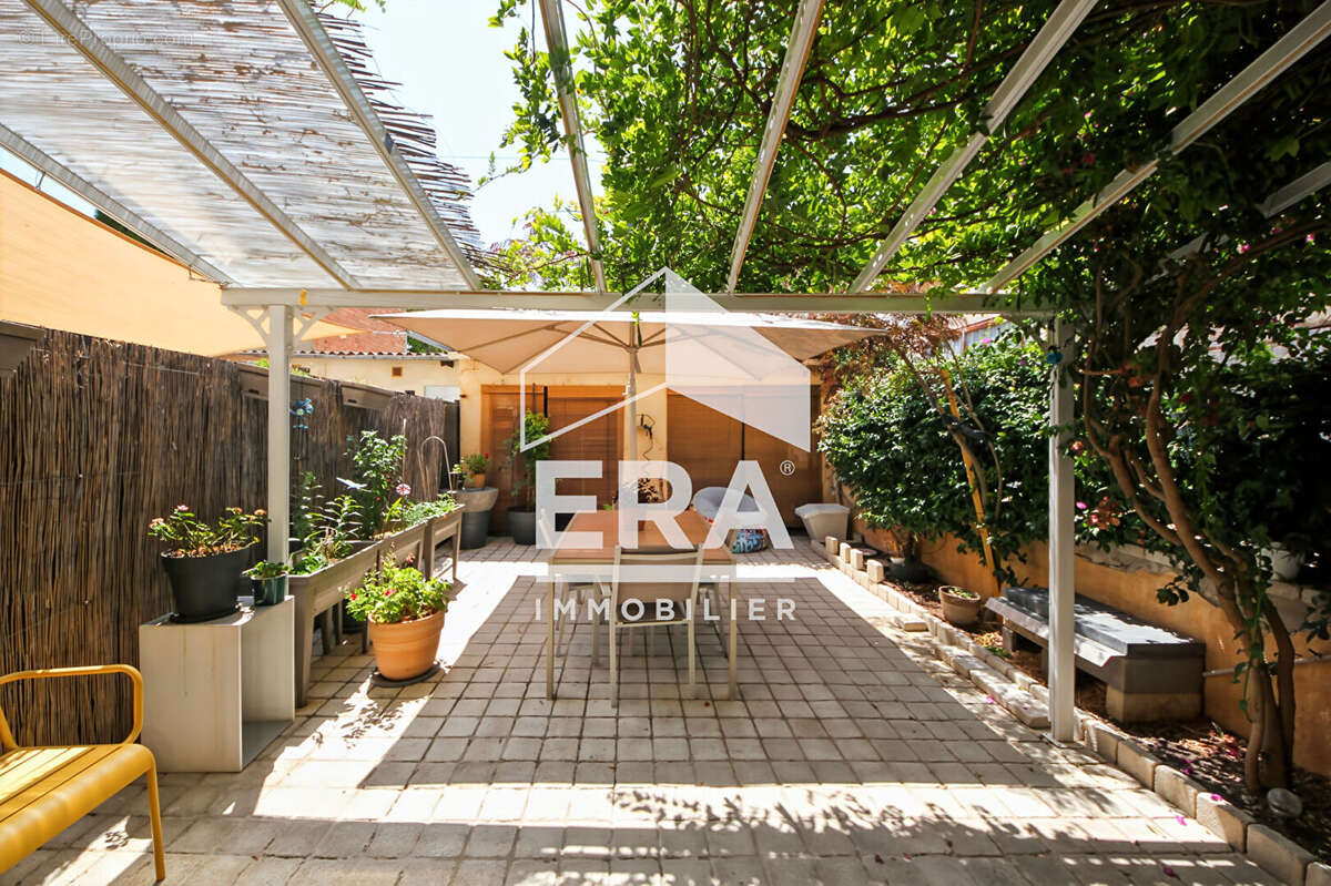 Maison à CHATEAURENARD