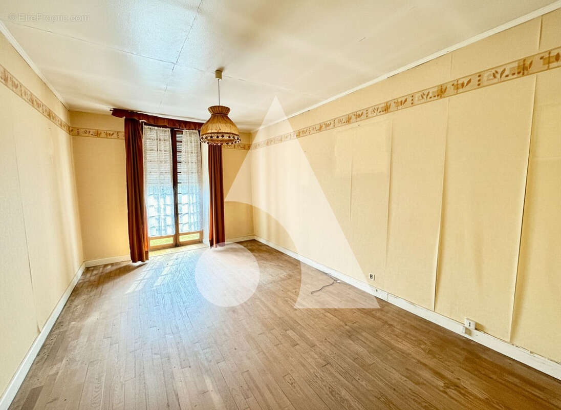 Maison à HARREVILLE-LES-CHANTEURS
