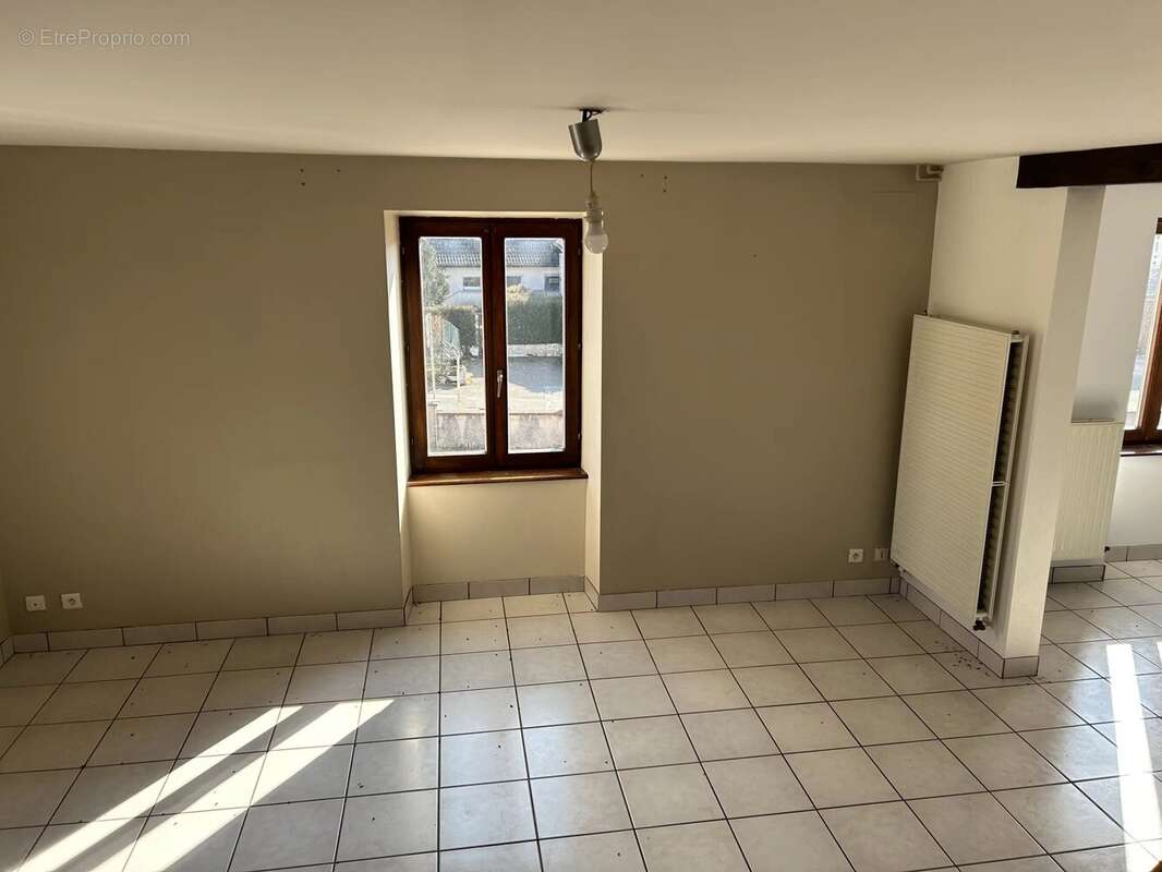 Appartement à VALDOIE