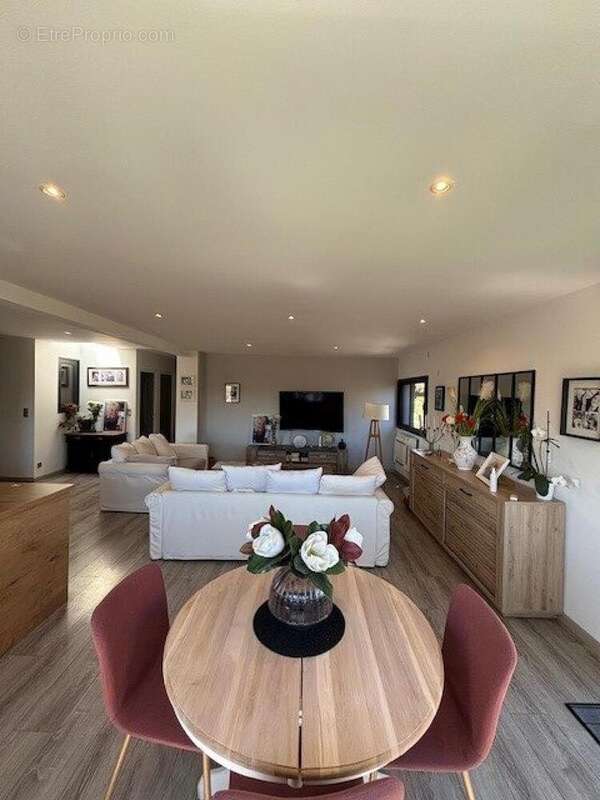 Photo 2 - Appartement à LA VALETTE-DU-VAR