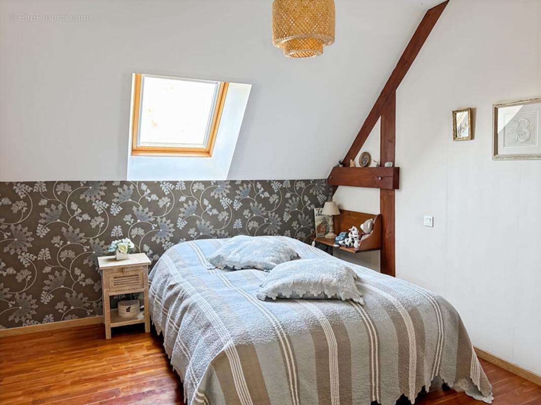 Maison Ballee 8 pièce(s) 179 m2 - photo 11