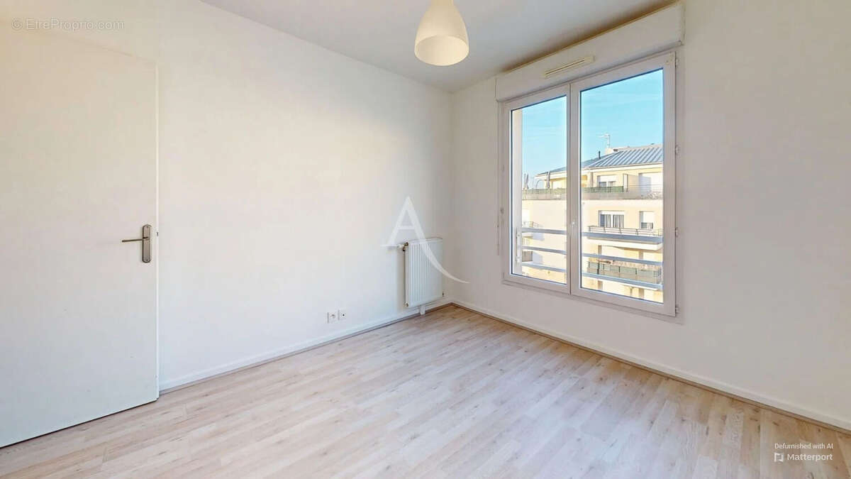 Appartement à CORBEIL-ESSONNES