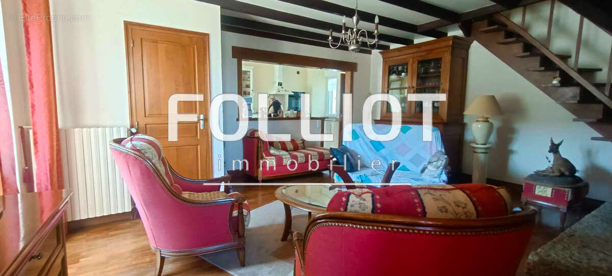 Maison à VILLEDIEU-LES-POELES