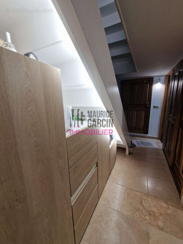 Maison à CHATEAUNEUF-DE-GADAGNE