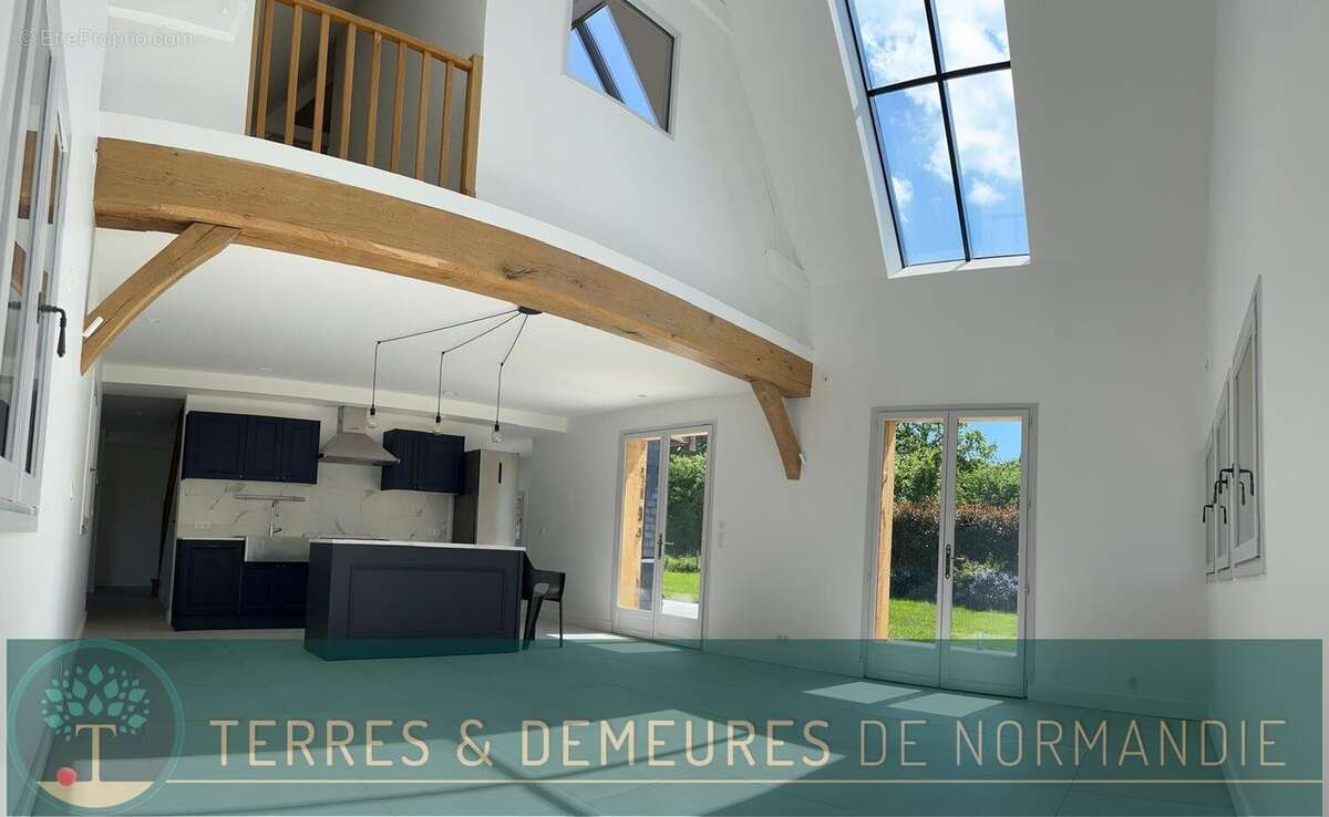 Maison à PONT-L'EVEQUE