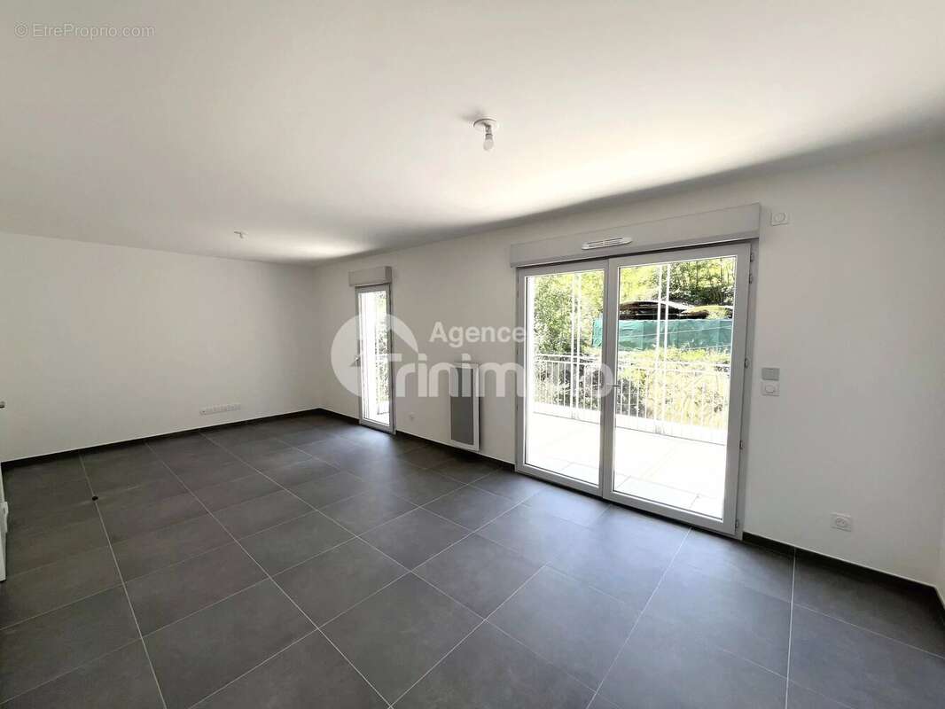 Appartement à SAINT-ANDRE-DE-LA-ROCHE