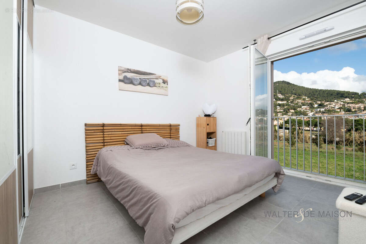 Maison à CARQUEIRANNE