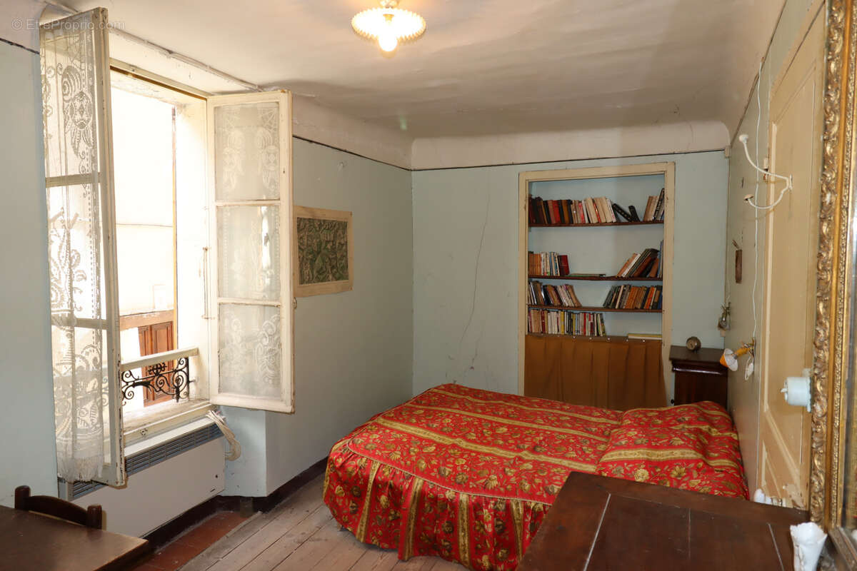 Maison à COLMARS
